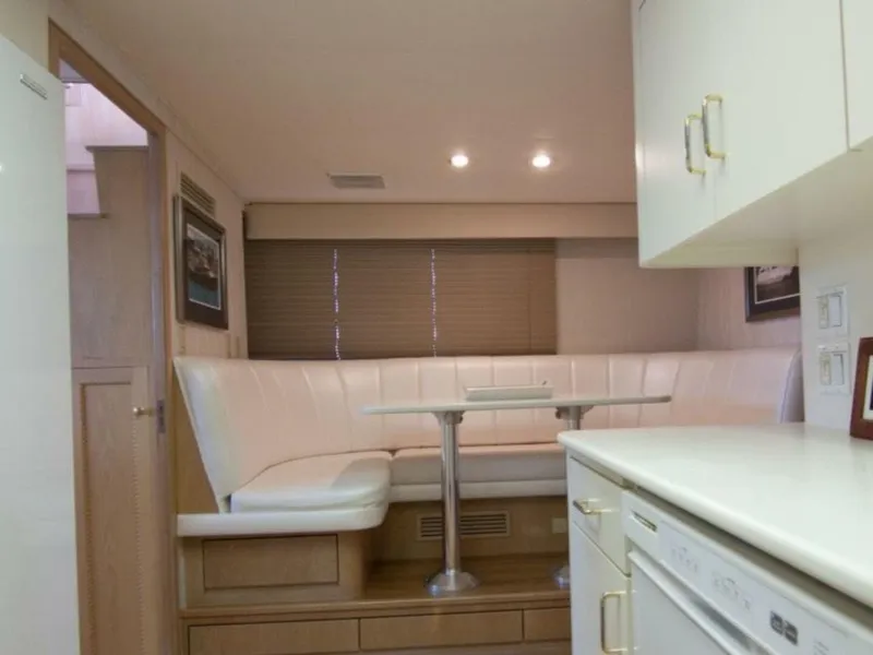 Slide: The Image of Hatteras 70 Cockpit Motor Yacht 1994 - 30