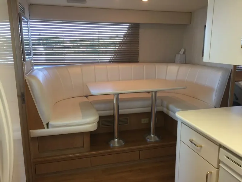 Slide: The Image of Hatteras 70 Cockpit Motor Yacht 1994 - 31