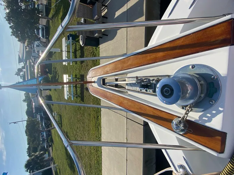 Slide: The Image of Hatteras 70 Cockpit Motor Yacht 1994 - 4