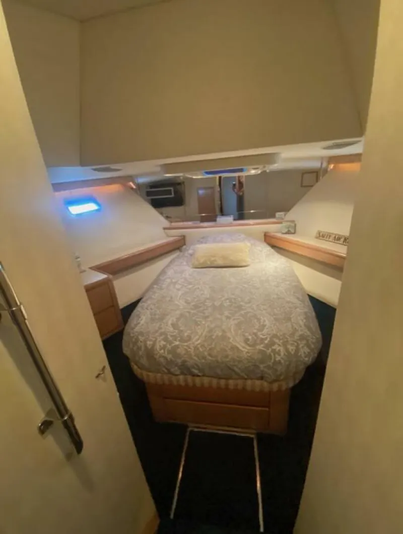 Slide: The Image of Hatteras 70 Cockpit Motor Yacht 1994 - 52