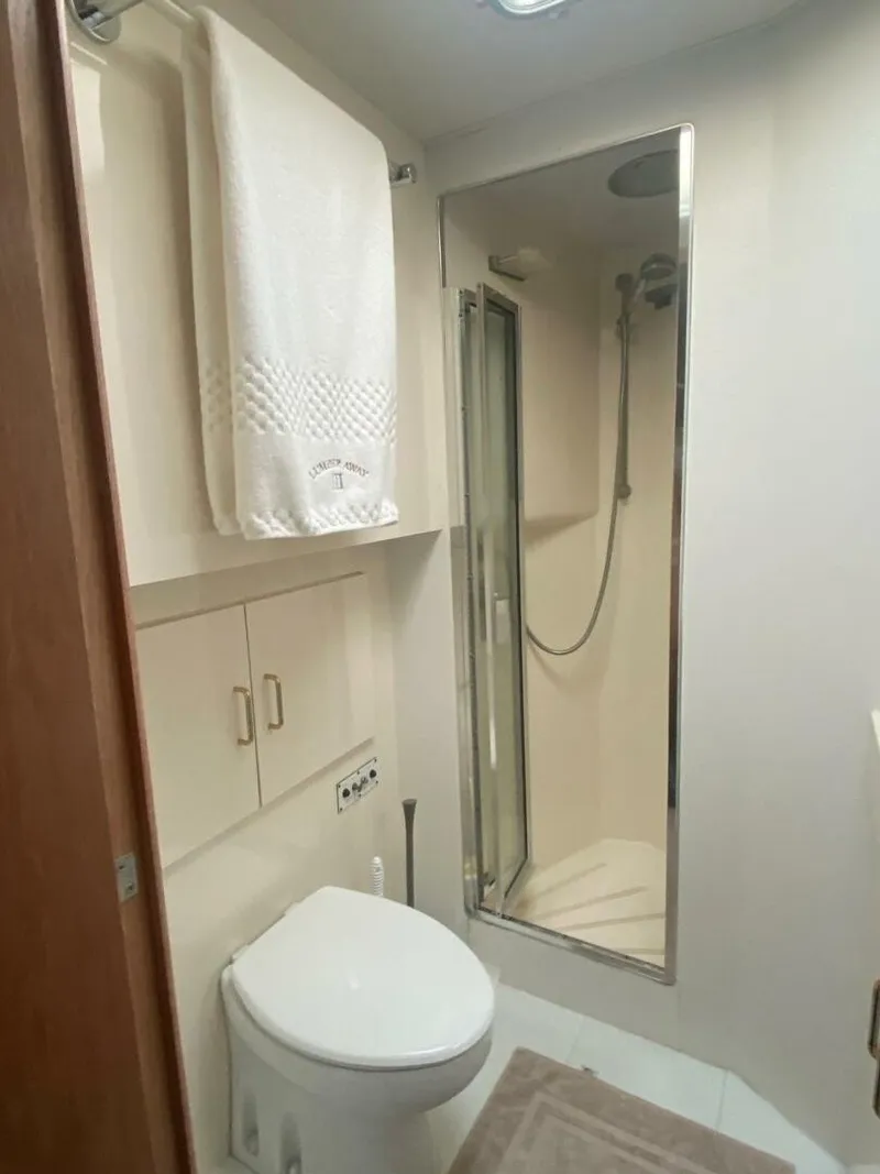 Slide: The Image of Hatteras 70 Cockpit Motor Yacht 1994 - 54