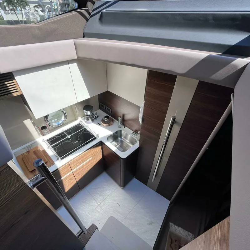 Slide: The Image of Azimut 50 fly 2015 - 16