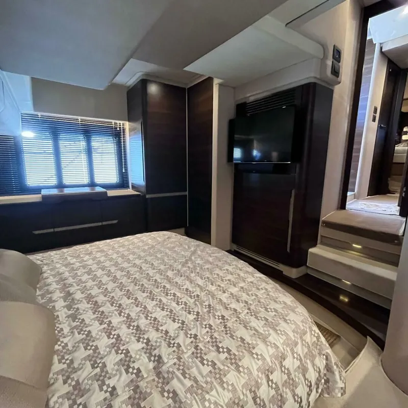 Slide: The Image of Azimut 50 fly 2015 - 21