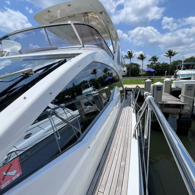 Slide: The Image of Azimut 50 fly 2015 - 3