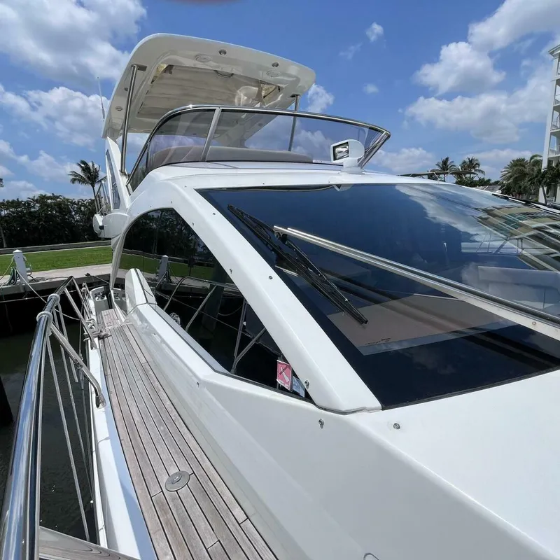 Slide: The Image of Azimut 50 fly 2015 - 4