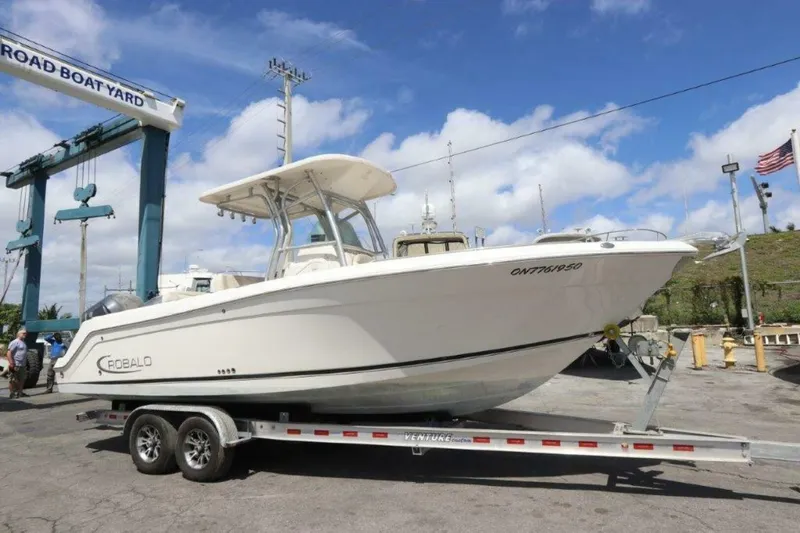 Slide: The Image of Robalo R260 Center Console 2017 - 2