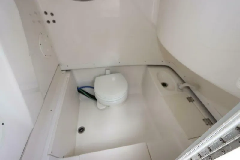 Slide: The Image of Robalo R260 Center Console 2017 - 20