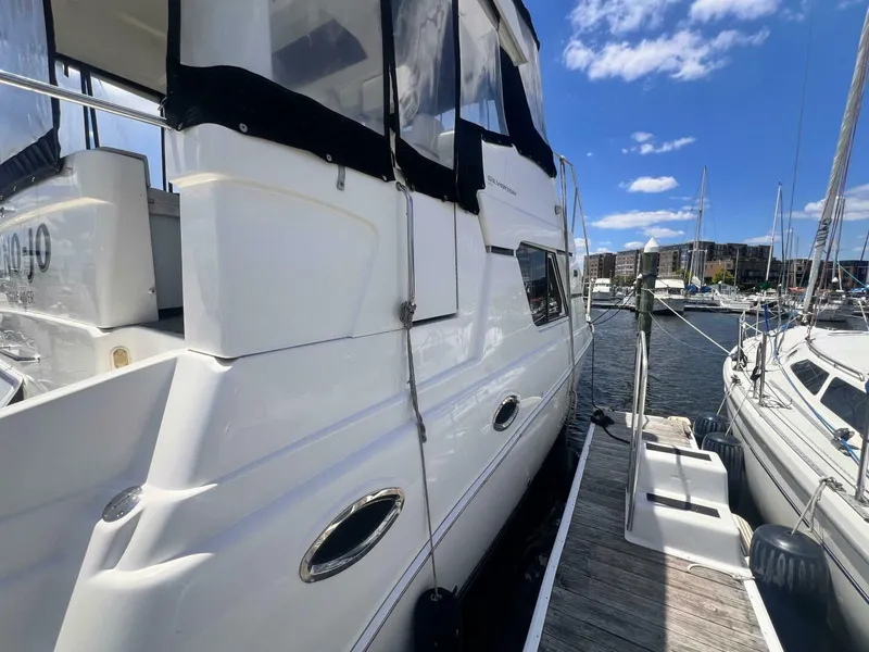 Slide: The Image of Silverton 352 Motor Yacht 2001 - 2