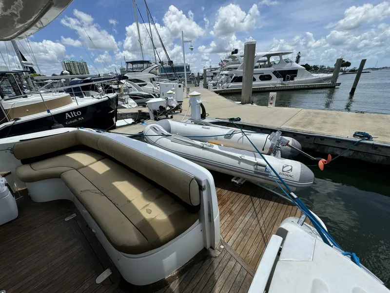 Slide: The Image of Viking 45 Flybridge 2001 - 10