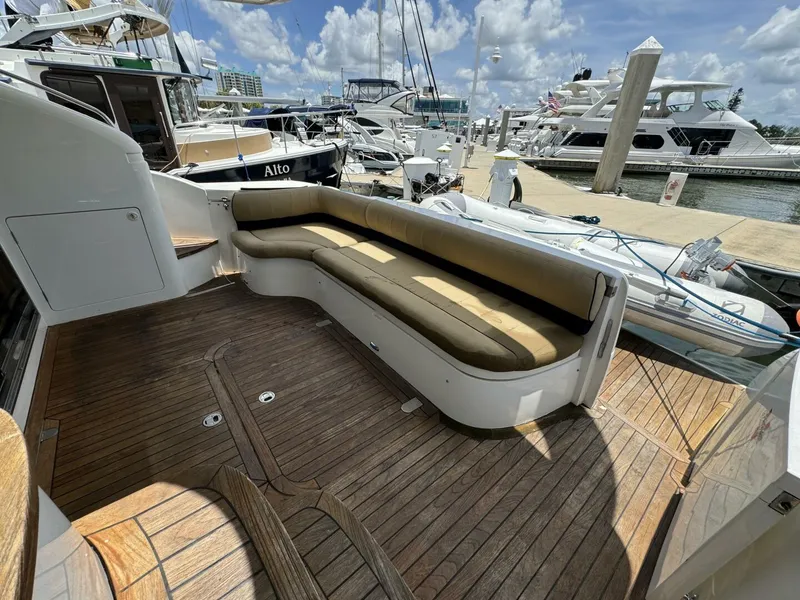 Slide: The Image of Viking 45 Flybridge 2001 - 11