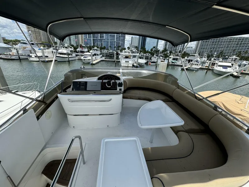 Slide: The Image of Viking 45 Flybridge 2001 - 19