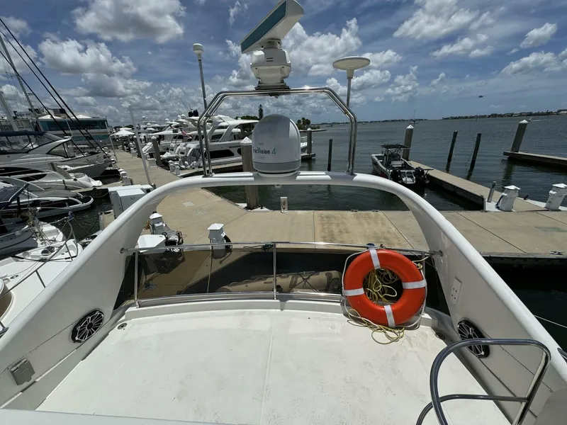 Slide: The Image of Viking 45 Flybridge 2001 - 21