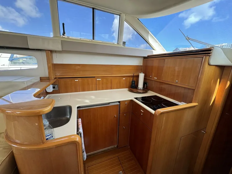 Slide: The Image of Viking 45 Flybridge 2001 - 35