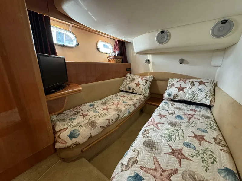 Slide: The Image of Viking 45 Flybridge 2001 - 42