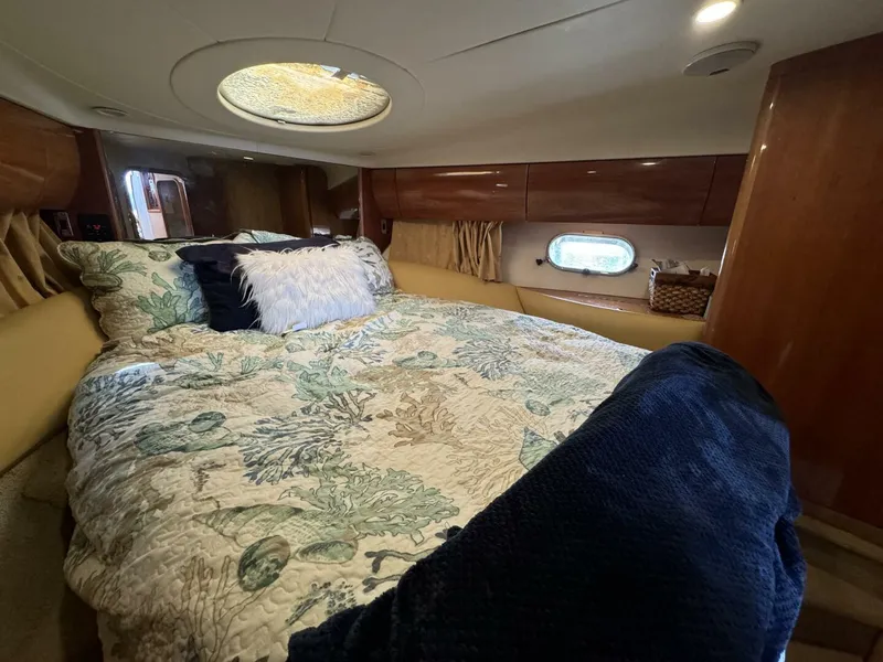 Slide: The Image of Viking 45 Flybridge 2001 - 44