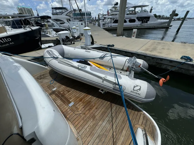 Slide: The Image of Viking 45 Flybridge 2001 - 9