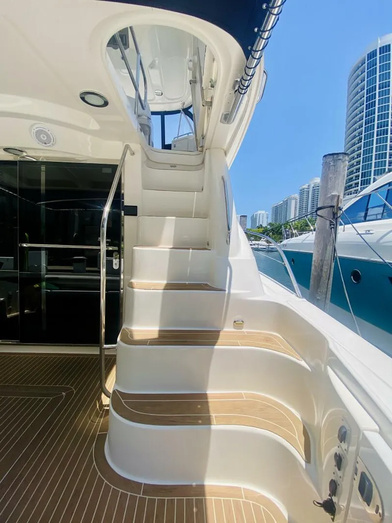 Slide: The Image of Sea Ray 58 Sedan Bridge 2006 - 14
