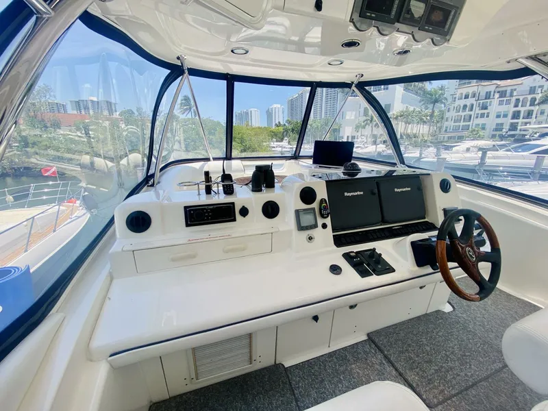 Slide: The Image of Sea Ray 58 Sedan Bridge 2006 - 18