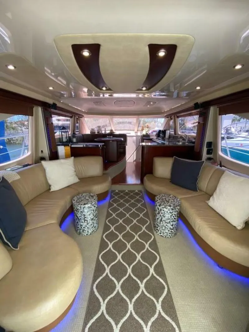 Slide: The Image of Sea Ray 58 Sedan Bridge 2006 - 24
