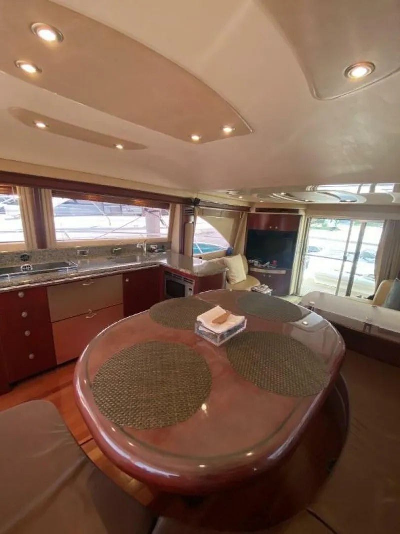 Slide: The Image of Sea Ray 58 Sedan Bridge 2006 - 30