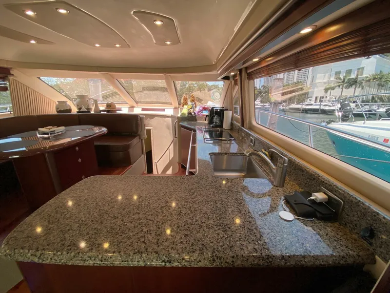 Slide: The Image of Sea Ray 58 Sedan Bridge 2006 - 31