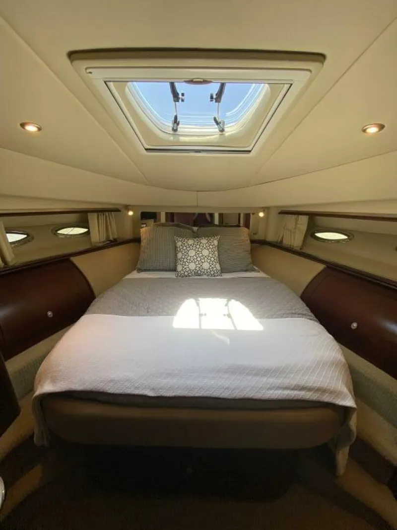 Slide: The Image of Sea Ray 58 Sedan Bridge 2006 - 55