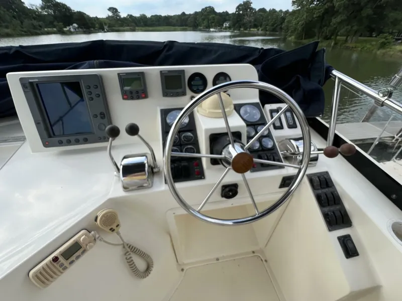 Slide: The Image of Sabre Sabreline 36 Sedan 2002 - 5