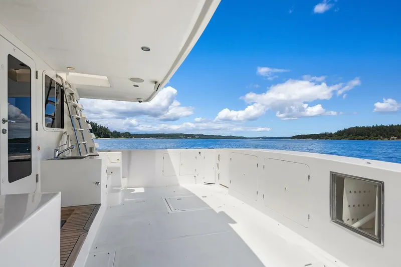 Slide: The Image of Symbol Pilothouse 1999 - 45