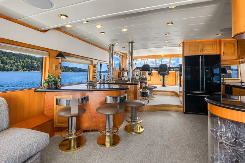 Slide: The Image of Symbol Pilothouse 1999 - 7