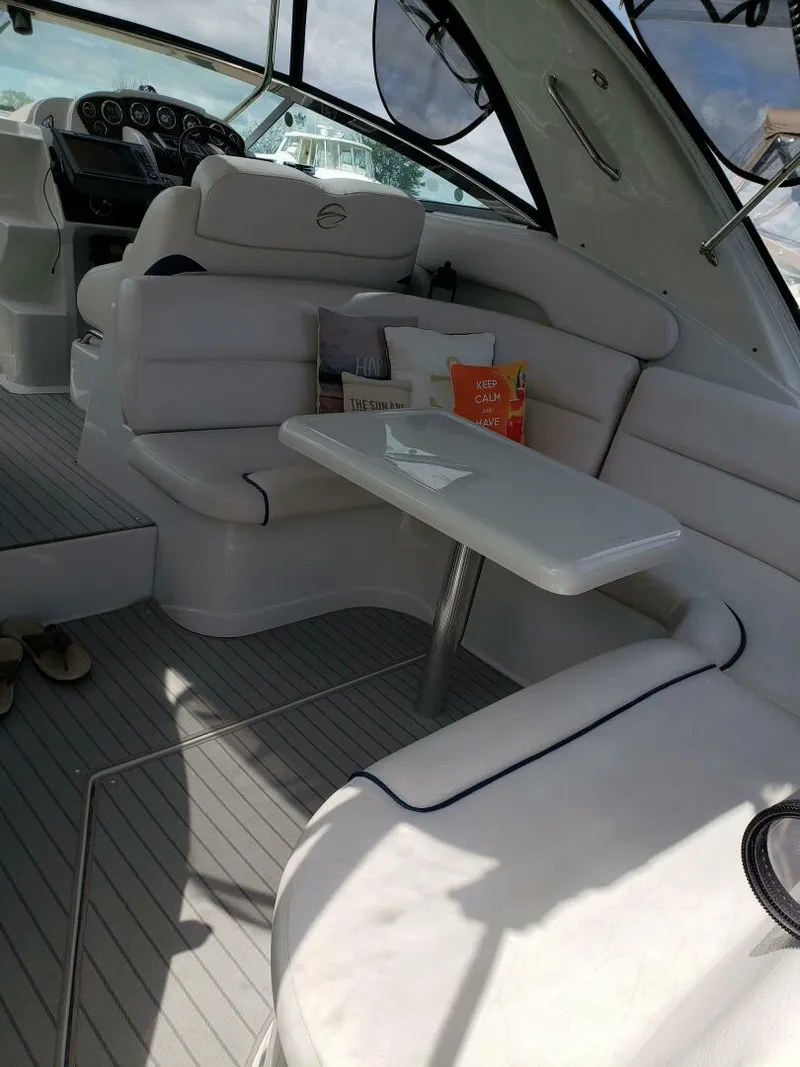 Slide: The Image of Crownline Boats 340 Cruiser 2008 - 17