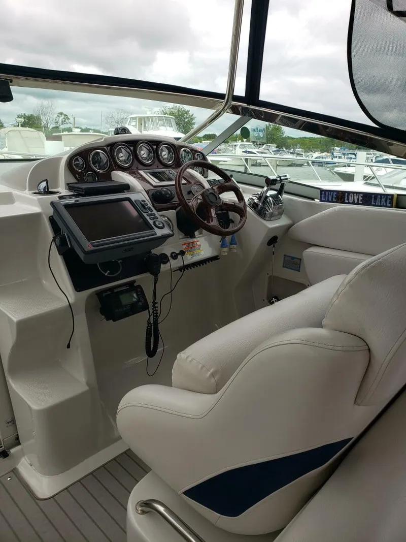 Slide: The Image of Crownline Boats 340 Cruiser 2008 - 8