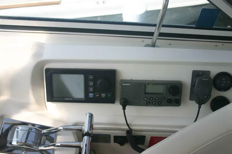 Slide: The Image of Cruisers 3750 Motor Yacht 2001 - 11