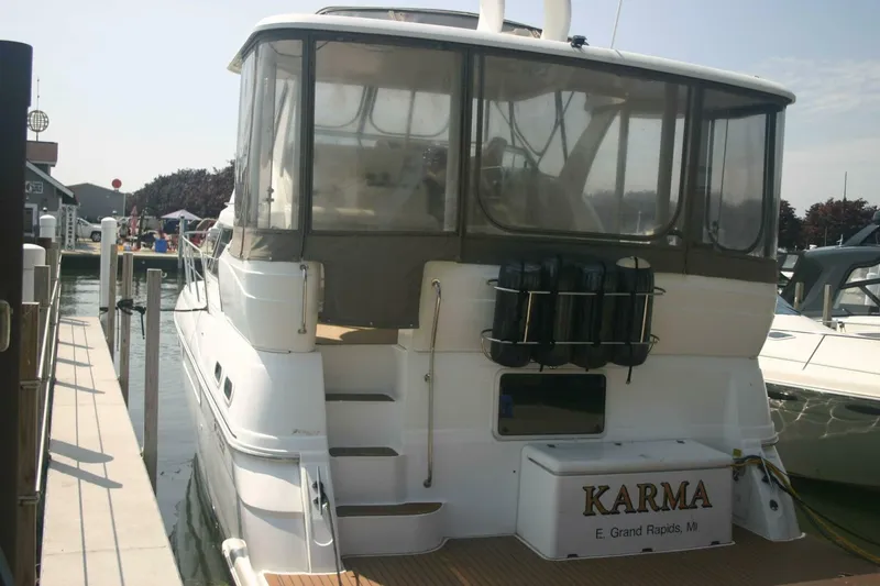 Slide: The Image of Cruisers 3750 Motor Yacht 2001 - 15