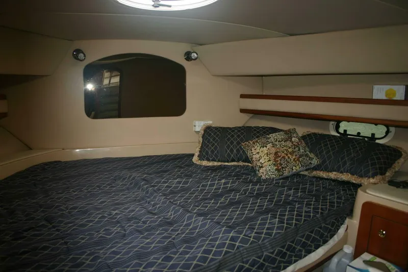 Slide: The Image of Cruisers 3750 Motor Yacht 2001 - 20