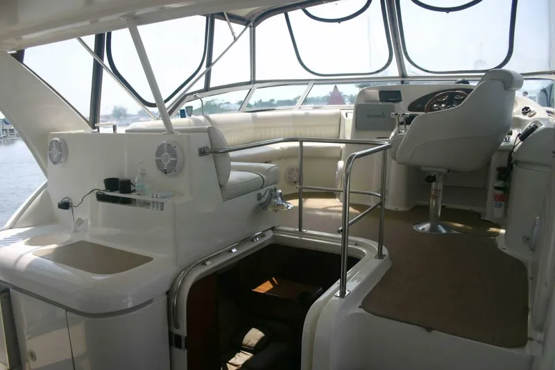 Slide: The Image of Cruisers 3750 Motor Yacht 2001 - 23