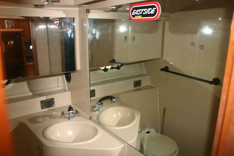 Slide: The Image of Cruisers 3750 Motor Yacht 2001 - 25