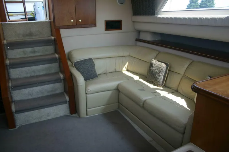 Slide: The Image of Cruisers 3750 Motor Yacht 2001 - 26