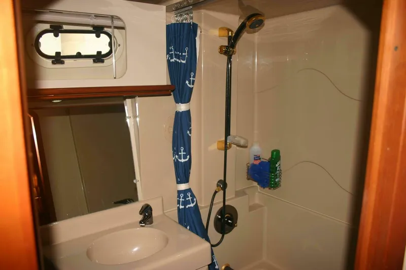 Slide: The Image of Cruisers 3750 Motor Yacht 2001 - 36