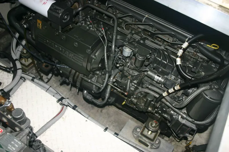 Slide: The Image of Cruisers 3750 Motor Yacht 2001 - 38