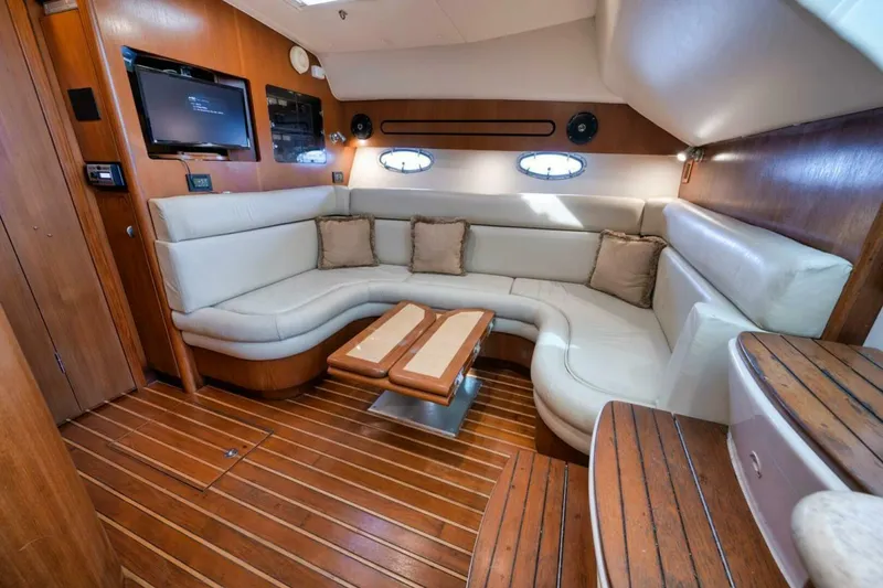 Slide: The Image of Tiara 38 Open 2004 - 3