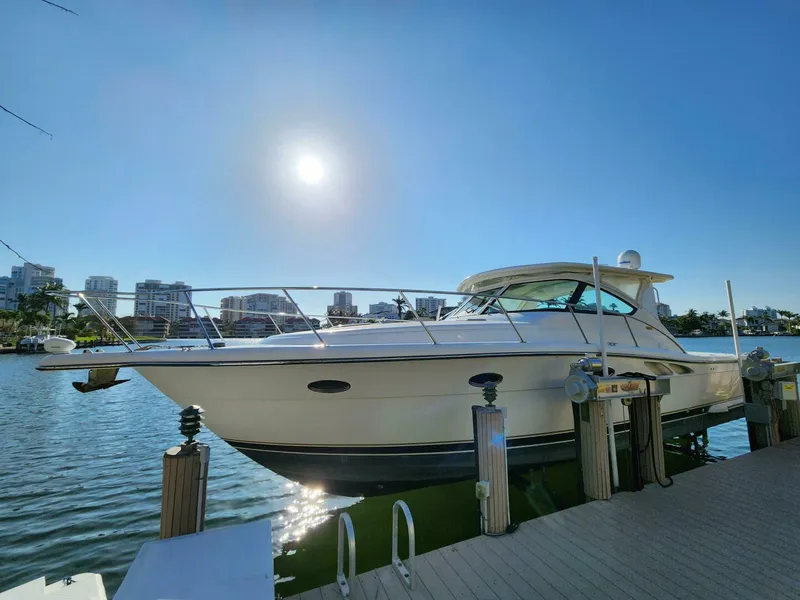 Slide: The Image of Tiara 38 Open 2004 - 30