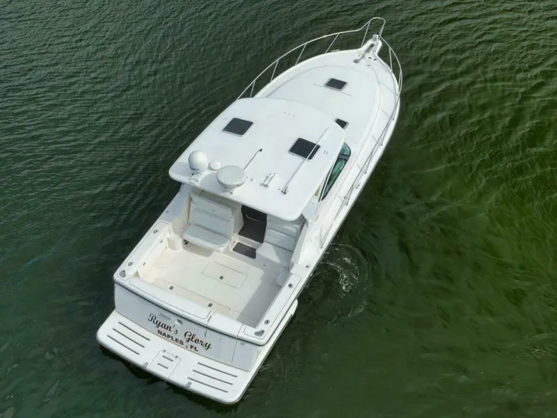 Slide: The Image of Tiara 38 Open 2004 - 6
