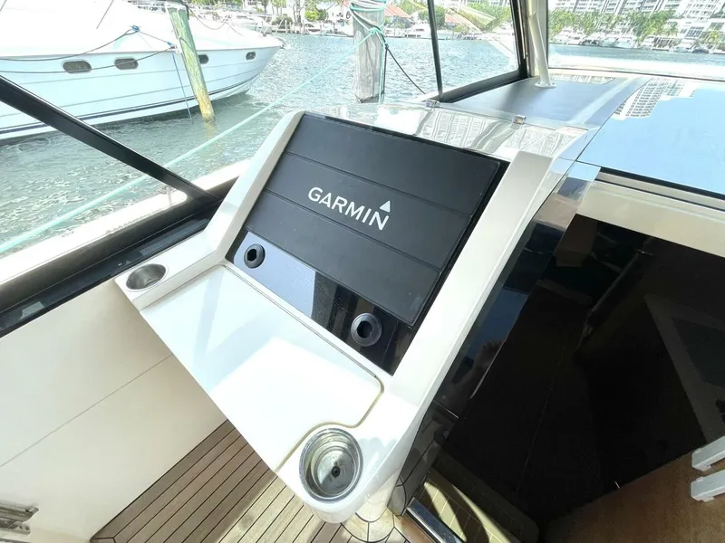 Slide: The Image of Scout 530 LXF 2020 - 15
