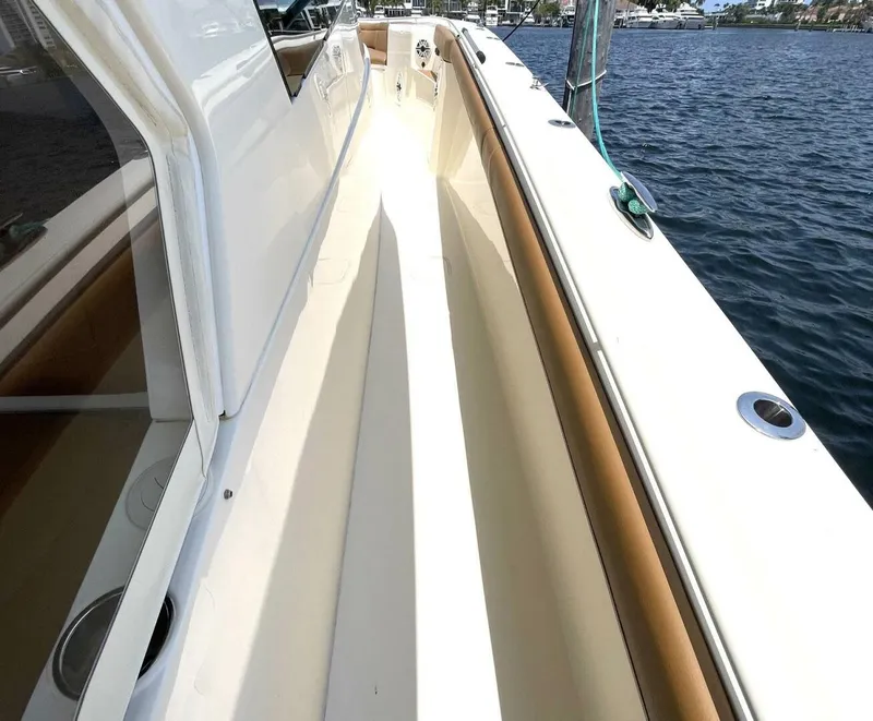 Slide: The Image of Scout 530 LXF 2020 - 5