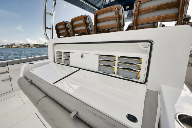 Slide: The Image of Valhalla Boatworks V-46 2023 - 17