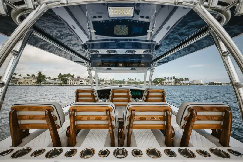Slide: The Image of Valhalla Boatworks V-46 2023 - 19