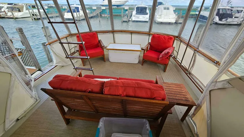 Slide: The Image of Chris-Craft 47 Commander 1971 - 6
