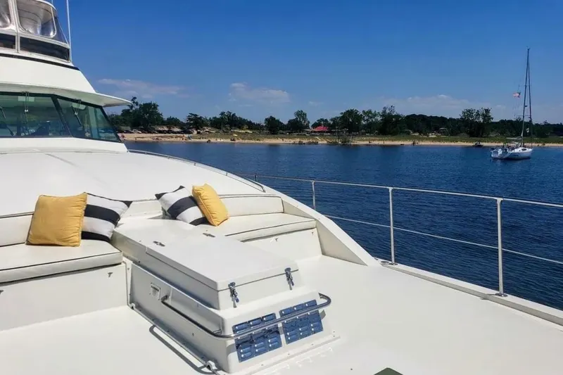 Slide: The Image of Bertram 58 Flybridge Motor Yacht 1986 - 17