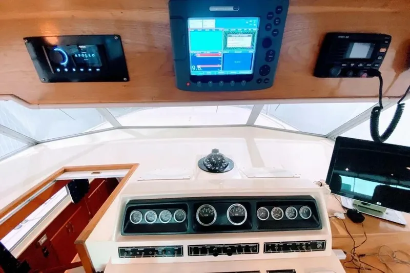 Slide: The Image of Bertram 58 Flybridge Motor Yacht 1986 - 53