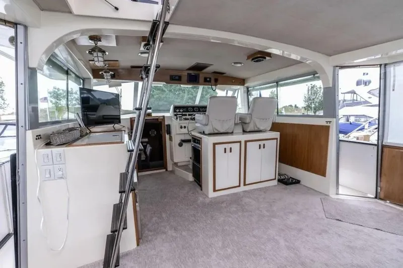 Slide: The Image of Bertram 58 Flybridge Motor Yacht 1986 - 61